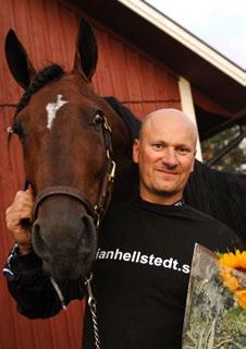 ägare vinstrikaste ägare TOTALT Stefan Melander med Man on the Moon och Iceland Namn Hästar Starter 1:a Vinstsumma 1. Stall T.Z. & Lövis (Melander S) 30 280 38 8.221.469 2.