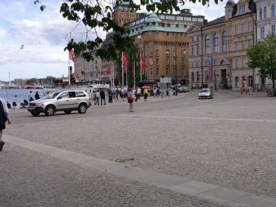 Rosvikstorg och Ångbåtsbryggan Korsningen Södra Hamngatan/Drottninggatan vid Rosvikstorg är idag en problematisk plats med konflikter mellan trafikslagen.