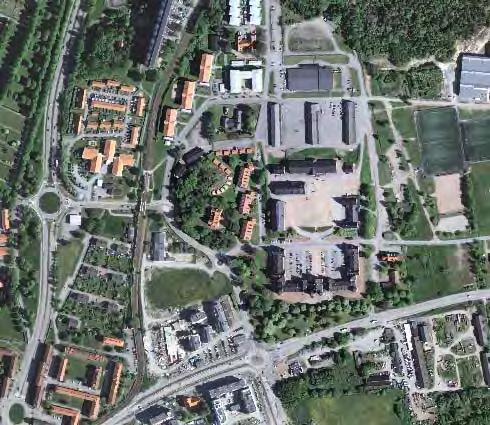 Gatunät Kasernområdet avgränsas av omkringliggande gator i söder och väster. Det finns i dagsläget ingen påtaglig genomfartstrafik även om gatan finns.