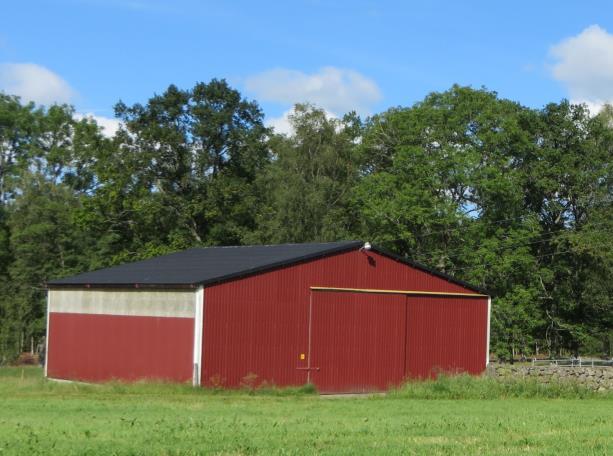 Gårdens redskapsskjul i