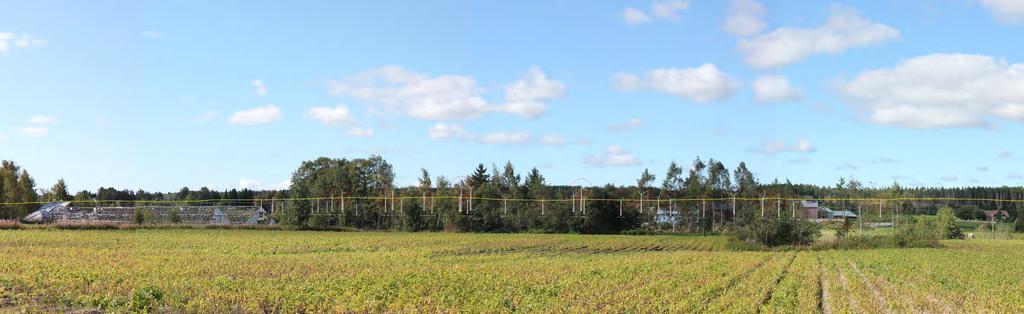 FCG SUUNNITTELU JA TEKNIIKKA OY 18 (26) 10. Fotomontage 10. Alternativ 30 vindkraftverk. Mörtmark (Joentaustantie), avstånd till närmaste vindkraftsverk ca 4,8 km.