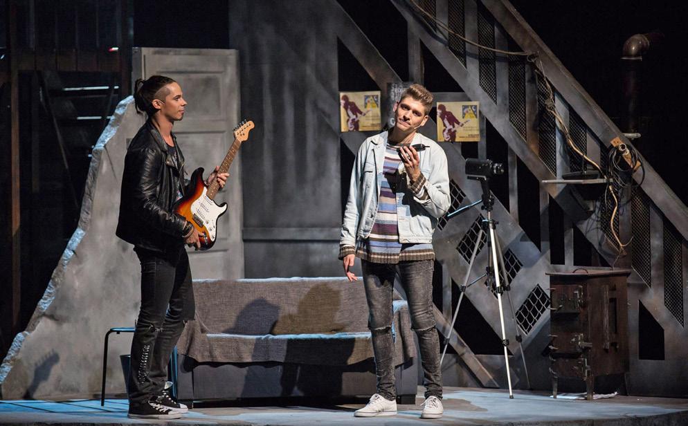 2019 Foto: Kapalutas Rent. Rent Musikalen sattes upp första gången 1996 i New York. Dagen före premiären avled upphovsmannen Jonathan Larson.