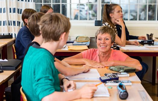 ANNA EFREMOVA - VI VÄCKER KÄRLEKEN TILL MATEMATIK En av Sveriges bästa lärare undervisar på Täby Friskola Anna Efremova har arbetat på Täby Friskola i 16 år och är en av eldsjälarna bakom