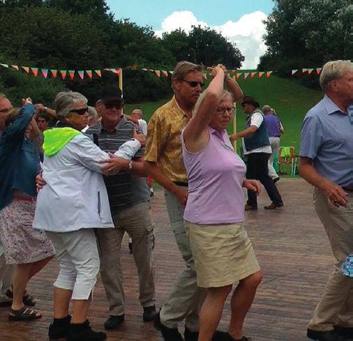 30 kl. 18.30 21.30 (även måndag 23 juli) Dans i sommarkvällen Välkommen till dans i sommarkvällen till levande musik med Ingvar Fahst s orkester. Kom och dansa bugg, foxtrot och gammeldans.