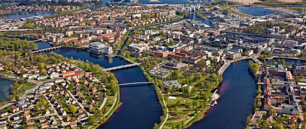Karlstad Karlstads universitet Karlstad ligger på Klarälvens delta vid Vänerns norra strand mitt emellan Stockholm och Oslo.