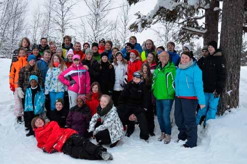 Idre 14 Tidigt på söndag morgon den 16 februari begav sig flera äventyrslystna ungdomar och ledare av från Sösdala mot Idre. Vi gjorde även ett stopp i Växjö för att hämta upp fler ungdomar.