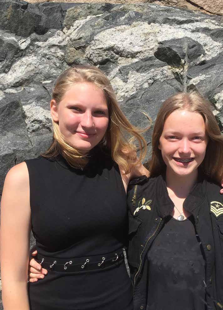 Hstfibblan r ett litet hemtrevligt ldreboende med bara 20 lgenheter som ligger centralt i Vlkommen till Klvedal som r belget p landsbygden p Tjrns ldreboende | satisfaction-survey.net