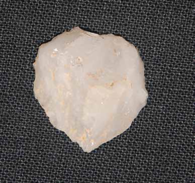 Fyndmaterialet Totalt omhändertogs 1 026 gram sten fördelat på 238 splitter/fragment.