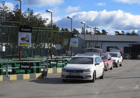För en- och tvåbostadshus används kärl med volym 190 liter för restavfall och 140 liter för matavfall. Kärlen för restavfall töms varannan vecka.