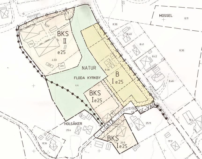 Den del av gällande detaljplan som berörs omfattar lokalgator, parkmark, kvartersmark för friliggande hus och kedjehus, samt ett område för