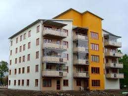 28 (60) -------------------------------------------------------------------------- Skillnaden mellan Flerfamiljshus och Småhus med flera lägenheter utgör en gråzon. För Småhus ska boarea* anges, bl.a. därför att denna kategori oftast innehåller standardbostäder (normalt kök + rum).