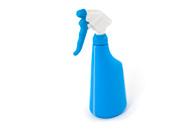 8523001 Blå, 600 ml A 32 8523002 Gul, 600 ml A 32 8523003 Grön, 600 ml A 32 8523004 Röd, 600 ml A 32 Nagelborste Bygel Plast