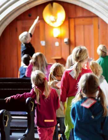 Skolan & kyrkan Varje år möter Svenska kyrkan Västerås elever och lärare i olika sammanhang. Samtliga årskurser kan t ex ta del av verksamhet eller göra studiebesök på olika teman.