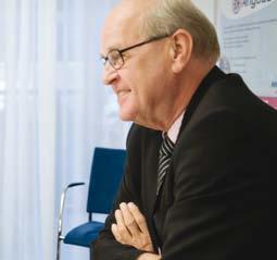 Valberedningens sammansättning och röstrepresentation Representant Ägare Röstandel i % per 31 dec 2013 Jan Svensson, ordförande Investment AB Latour 26,7 Staffan Dahlström Eget innehav 14,3 Evert