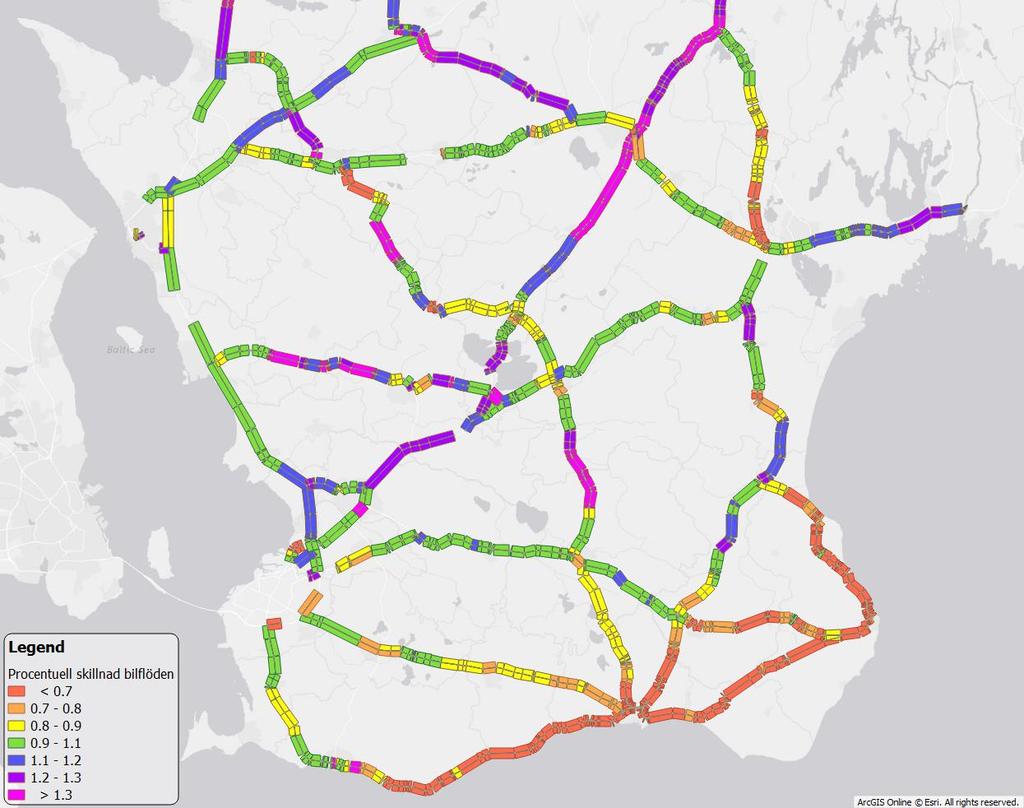 2.1.2 Biltrafik I figur 4 redovisas förhållandet mellan uppmätta och modellerade bilflöden för riksvägar i Skåne. Nedan redovisas även regressionsanalyser för riksvägar respektive alla vägar.