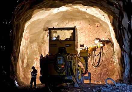 Groundwater Chemistry and its Influence on the Selection of Construction Materials - A review of