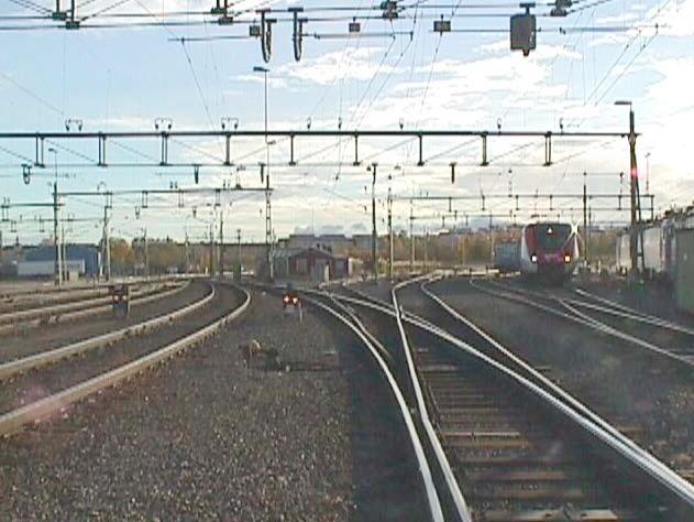 13 Bild 3. Denna bild är tagen vid ett senare tillfälle från spår 125 och söderut mot Gävle C.