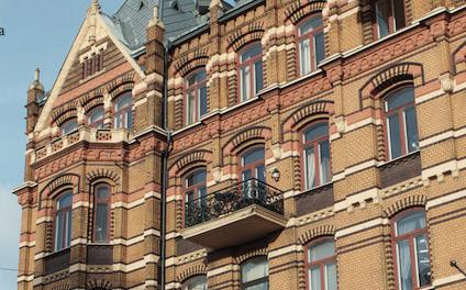 PROMENADER STADSVANDRING Fredag den 4 maj 11:00 Guidad vandring med Bodil Jerndal i Vasastan med tyngdpunkt Vasagatan.