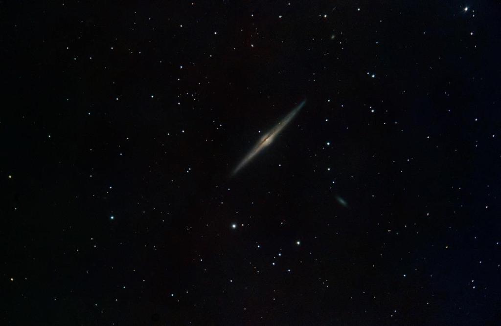 7 13 st 90s exponeringar av C38 med Celestron CPC 925 och Nikon D800, efterbehandlat med Pixinsight Nu började resultaten likna något!