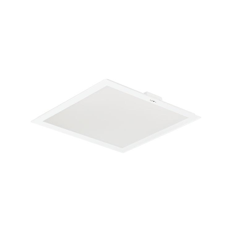 PSD-T PoE Ljuskälla Icke utbytbar LED-modul Nätspänning 220 240V/50 60Hz Effekt (+/ 10%) 25 40W (beroende på typ) Dimning Dali, PoE Spridningsvinkel 92º Material Armaturhus: belagt stål och plast