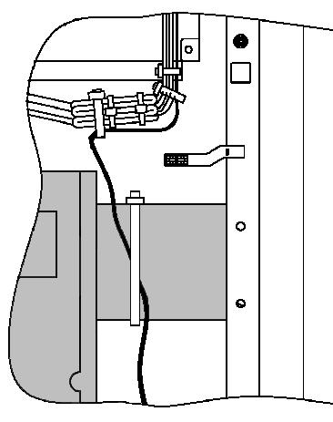 5 Se bilden nedan och skruva fast jordledaren i kopplingsboxen med M4x-skruven. Skruvens placering framgår i detaljbild B.