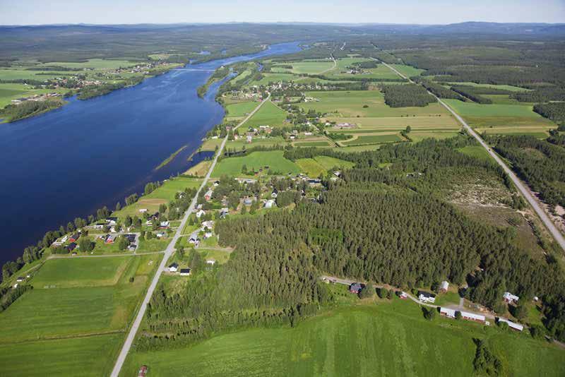 Motiv LIS Harads-Svartlå-Bredåker-Vittjärv-Boden är ett viktigt stråk. Området angörs via riksväg 97 där det också finns kollektivtrafik. I övrigt finns befintlig infrastruktur med tillfartsvägar.
