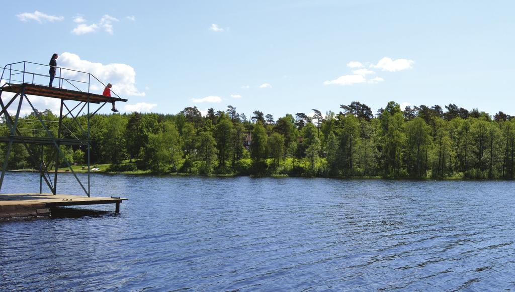 Förvaltningsberättelse Här kan du läsa om Örkelljunga i ett vidare perspektiv. Du kan läsa om befolkningsutvecklingen, infrastrukturen och hur arbetsmarknaden ser ut.