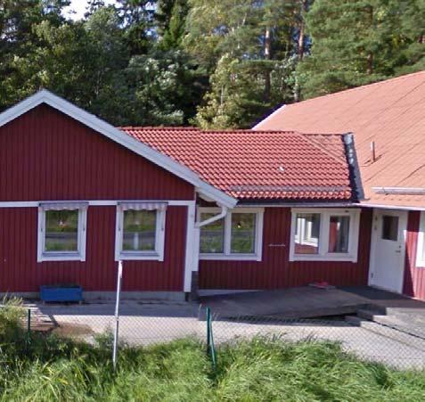 50 (105) Kopparmora förskola 1. Förskolans namn Kopparmora förskola Byggd 1990 Kopparmora 2:460 Angöringsvägen 2 327 kvm BRA 5. Nuvarande barnantal 44 barn 6.