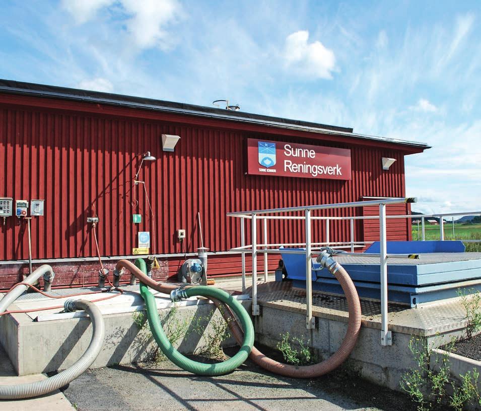 57 Nyckeltal Vatten och avlopp 2015 2016 2017 Producerat dricksvatten, m³ 750 125 800 708 738 080 Försäljning dricksvatten, m³ 539 200 609 380 578 900 Renat avloppsvatten, m³ 1 107 100 1 022 644 1