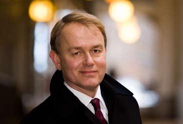 VD ord Svensk exportindustri fortsatt stark, men I en marknad som fortfarande präglas av hög likviditet och pressade marginaler lyckades SEK prestera ett starkt första kvartal med ett rörelseresultat