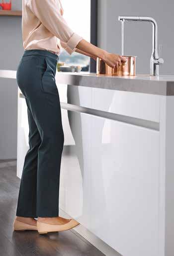KÖKSINNOVATIONER GROHE BLUE PROFESSIONAL TOUCH OCH FOOT CONTROL GROHE Blue Professional Med vattenfilter, kylare och kolsyra.