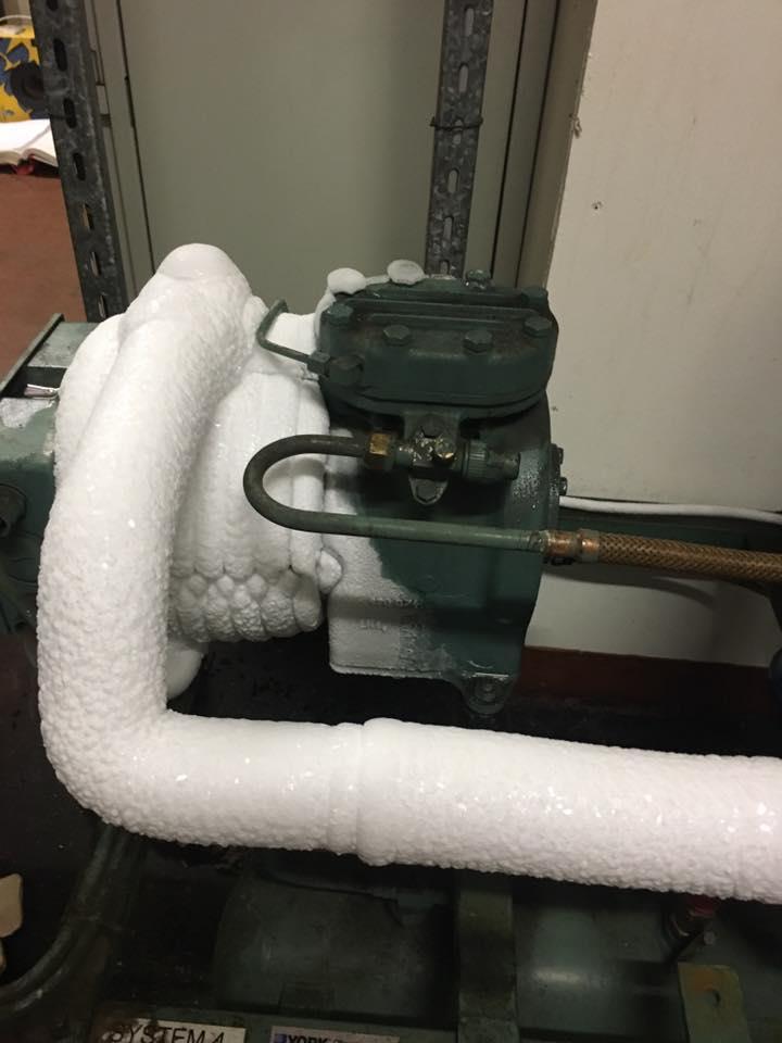 Nytt för stationära sidan Från och med 2017-01-01 Nu gäller fullt ut gränsen 5 ton CO 2 eq Alla system från och med 5 ton CO 2 eq ska periodiskt läcksökas För hermetiskt slutna system är gränsen 10