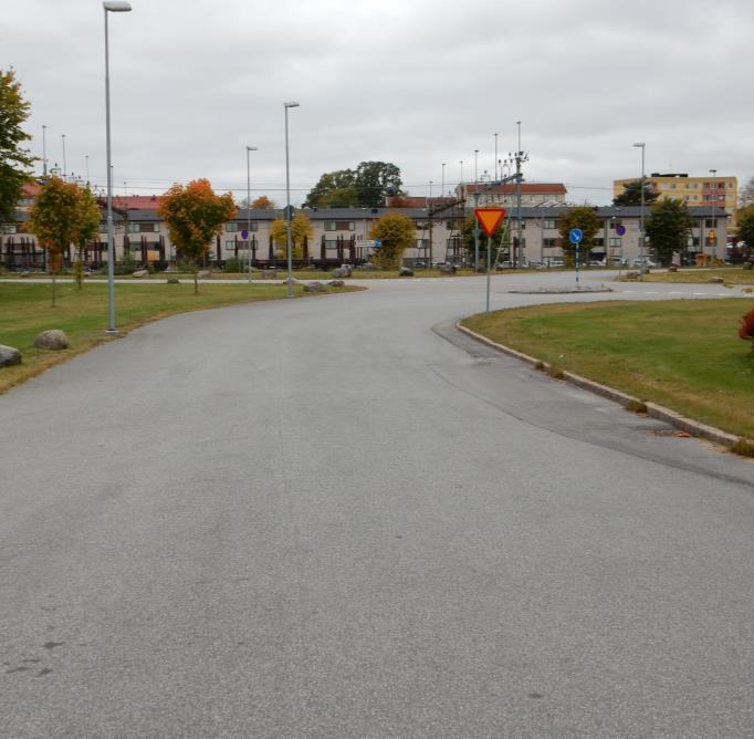 Foto: Industrigatan (sett från norr) Foto: Timmervägen (mot Sjögatan) från öster Farligt gods I samband med planläggning för reseparkering E1 (detaljplan A209)