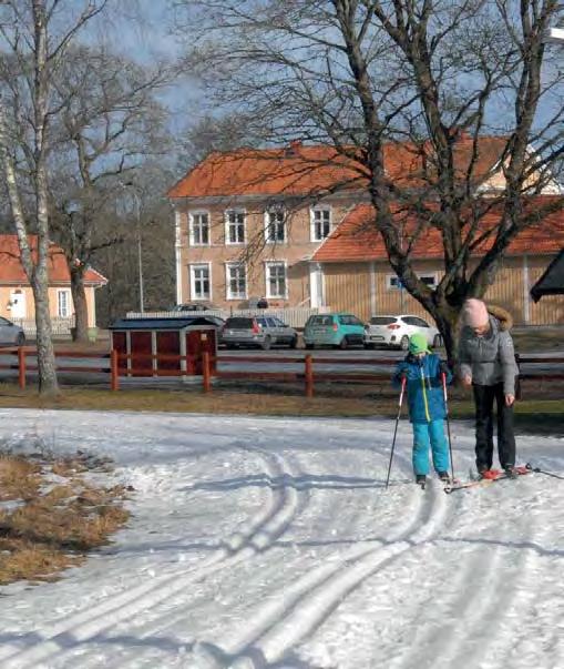 Samhällenas grönstruktur: Mellanbygd Karaktärsfull bebyggelse Flera större byar med fin landsbygdsatmosfär är knutna till mellanbygden. Här återfi nns Stora och Lilla Silpinge som två fi na exempel.