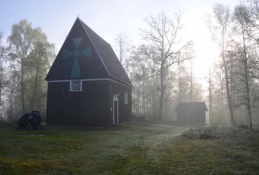 VÅRSTÄDNING Lördagen den 24 mars 2018 kl 9.00 är det åter dags att träffas ute vid Arnäsholms kapell för att upprepa tidigare års stora vårstädning.