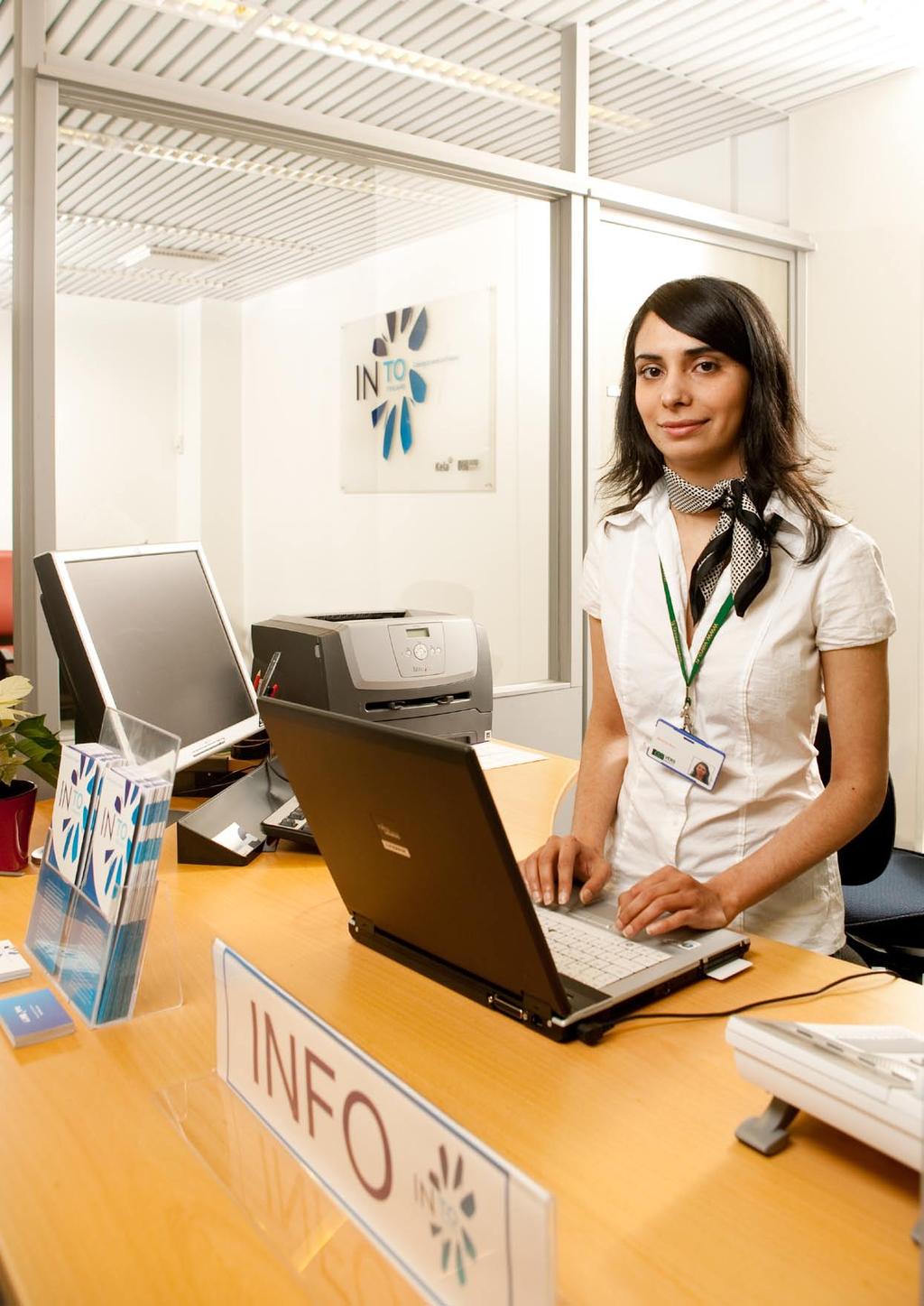 6 Mandip Kaur, InTo -servicestället för invandrare I kundbetjäningen är utmaningen, särskilt då med de internationella kunderna, att de inte överhuvudtaget känner till det finländska skattesystemet