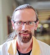 Varje år väljer de ut och bedömer ansökningar kring forskning som rör Alzheimers sjukdom. Det är otroligt spännande. Alla ansökningar håller alltid mycket hög kvalitet.