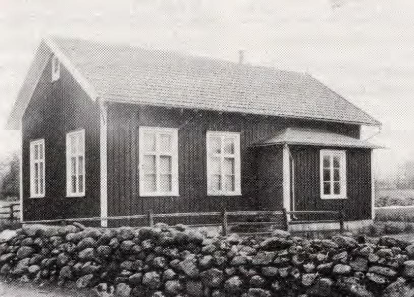 LÅNGAREDS MISSIONSHUS Missionshuset före 1907 års tillbyggnad Läge: Alingsås kommun, Långareds socken, Långareds samhälle ca 500 m nordost om Långareds kyrka.