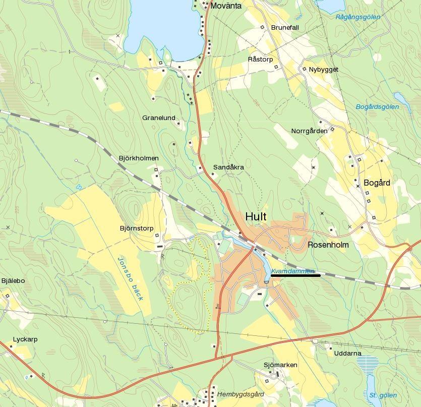 Figur 4 Kvarndammen i Hult 2.2. Markförhållanden Försjön ligger 216 meter över havet (m ö h) och Eksjö något lägre.