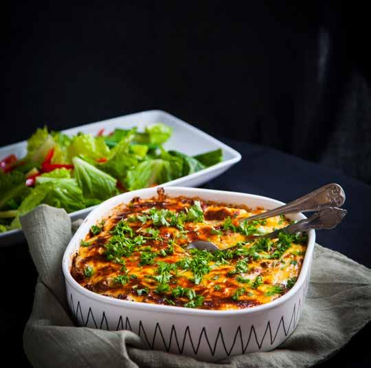 kanel, gurkmeja, grönsaksbuljong, tomatpuré,