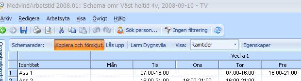 Kopiera och förskjut Om schemaraderna har samma arbetstider men under olika veckor, kan du när du lagt färdigt en schemarad välja funktionen som hjälper dig att