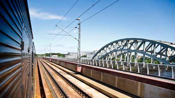 Genom åtgärder som ökar möjligheterna att framföra längre och tyngre tåg skapas förutsättningar för att öka järnvägstransporterna ytterligare.