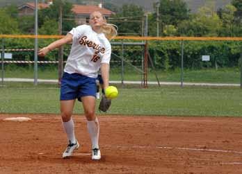14 LANDSLAGSVERKSAMHETEN SOFTBOLLANDSLAGET 11:A I EUROPA Årets Softboll-EM blev den första turneringen med det nya formatet utan A- och B- pooler men med alla lag i samma turnering.