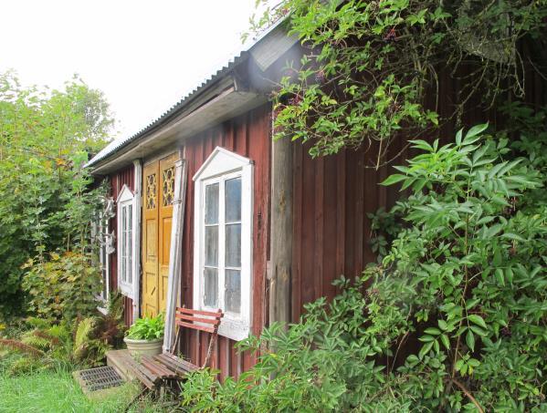 Bevarade äldre brygghus och stenkällare till