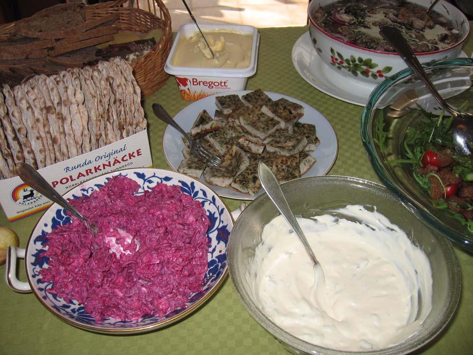 10. Sallad med sparris och kokt råg/helkorn. Ett tillbehör som passar till både kött och fisk.