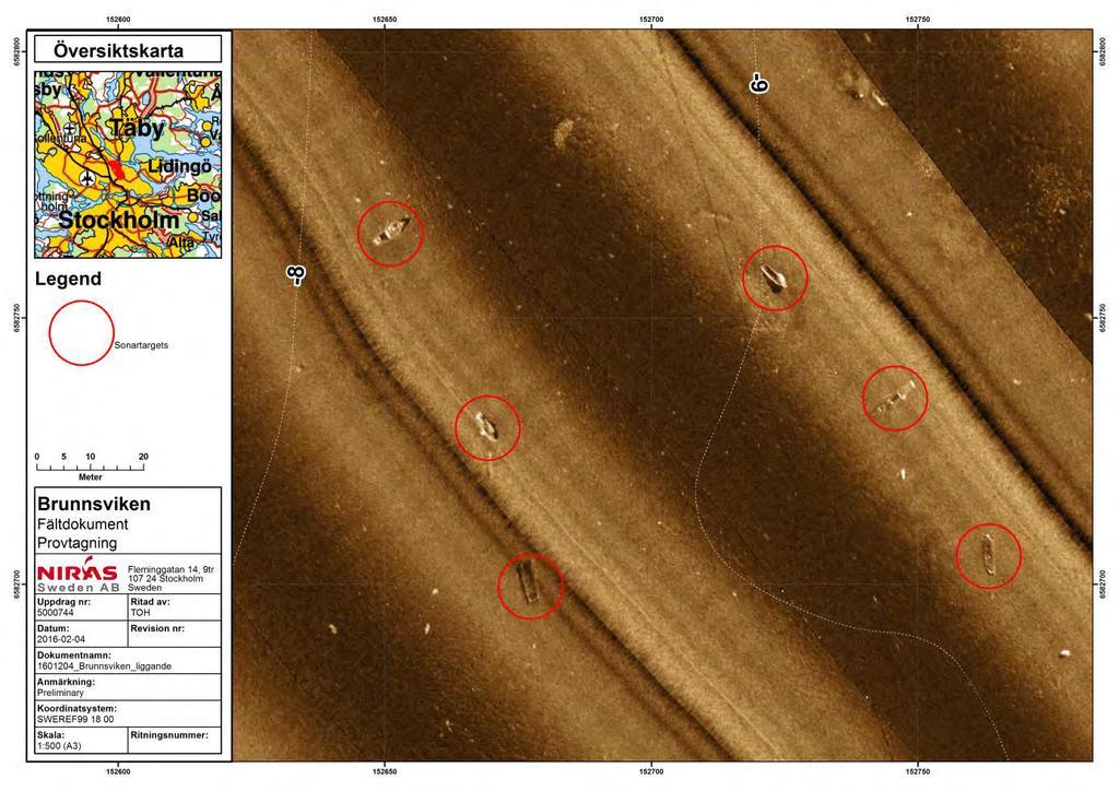 4. RESULTAT OCH DISKUSSION 4.1. Bottenstrukturer och objekt Side-scan sonar kan kort liknas vid att belysa botten med släpljus varvid strukturer och föremål framträder tydligt.