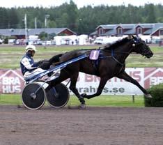 nyhetsbörsen juli 2009 090706 King of My Heart kung på hemmaplan 090707 Sergei Hanover utklassade motståndet King of My Heart ledde varje meter när han tog årets andra seger.