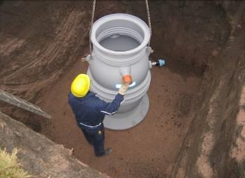 Gropen skall grävas minst 300 mm djupare än planerad installationsnivå för att ge plats för rätt