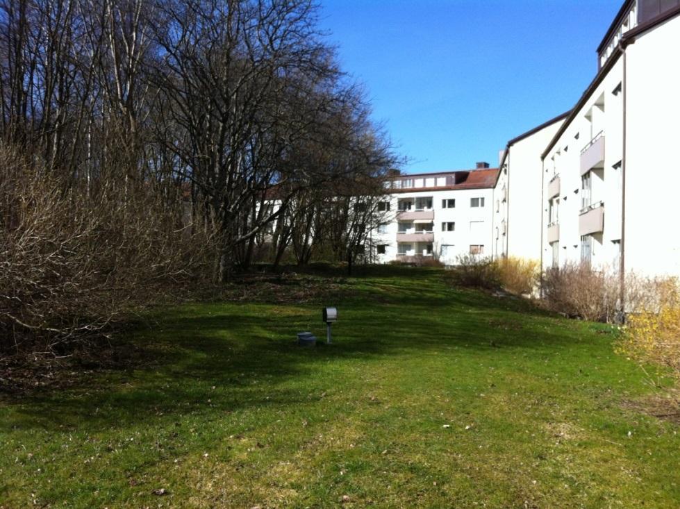 Takvatten från nybyggnation kommer att kunna avledas via nytt utjämningsmagasin mot befintlig dagvattenledning i sydväst.