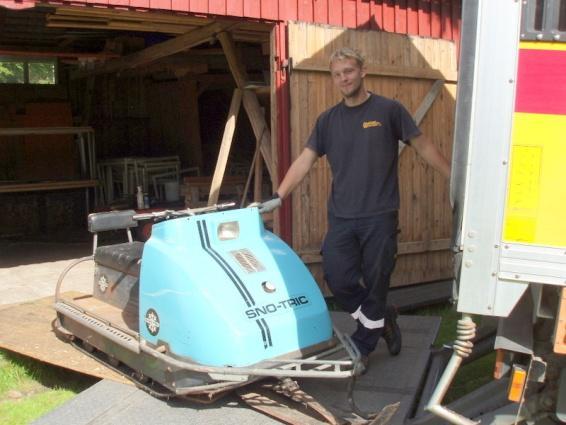 En ny modernare skoter samt en äldre, i användbart skick, fanns nu i klubbens ägo varför det inte fanns något behov av den gamle trotjänaren.